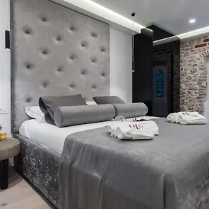 https://10-heritage-rooms.hotelinzadar.com