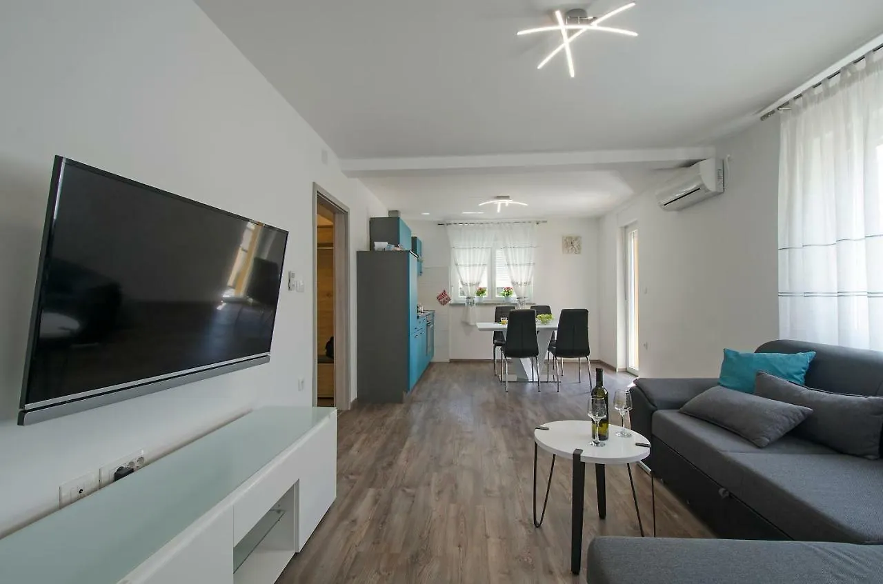 Apartment Pula R&D